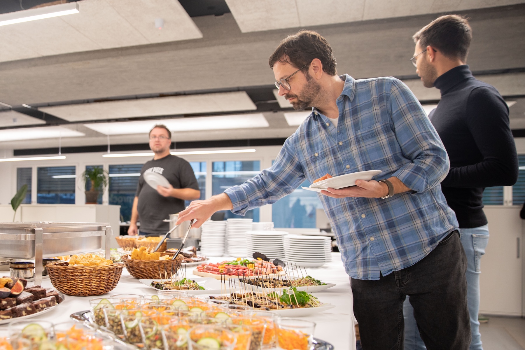 a@w_bern_buffet a@w_bern_buffet