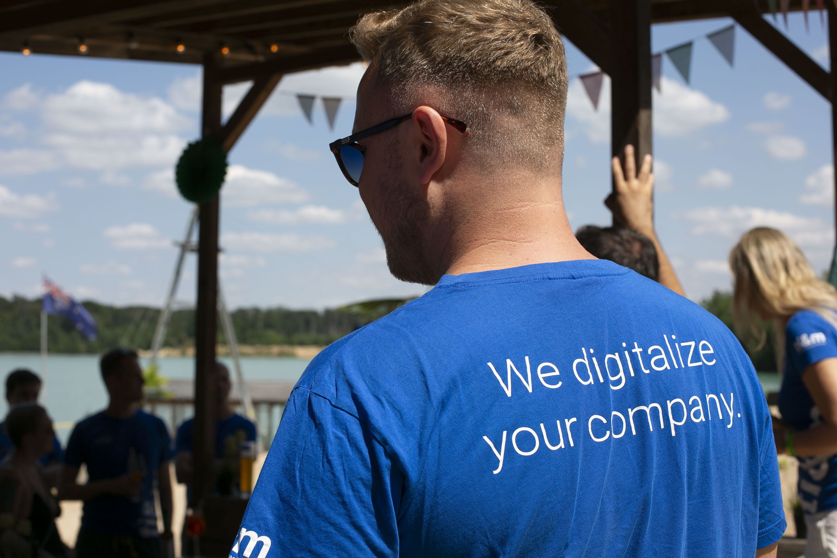 tshirt-back-slogan tshirt-back-slogan